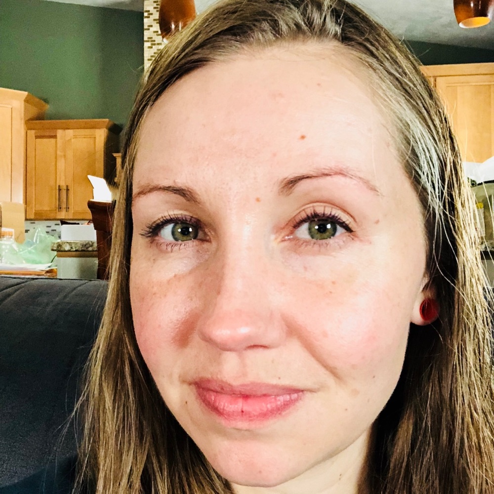 Meet your Posher, Stacy